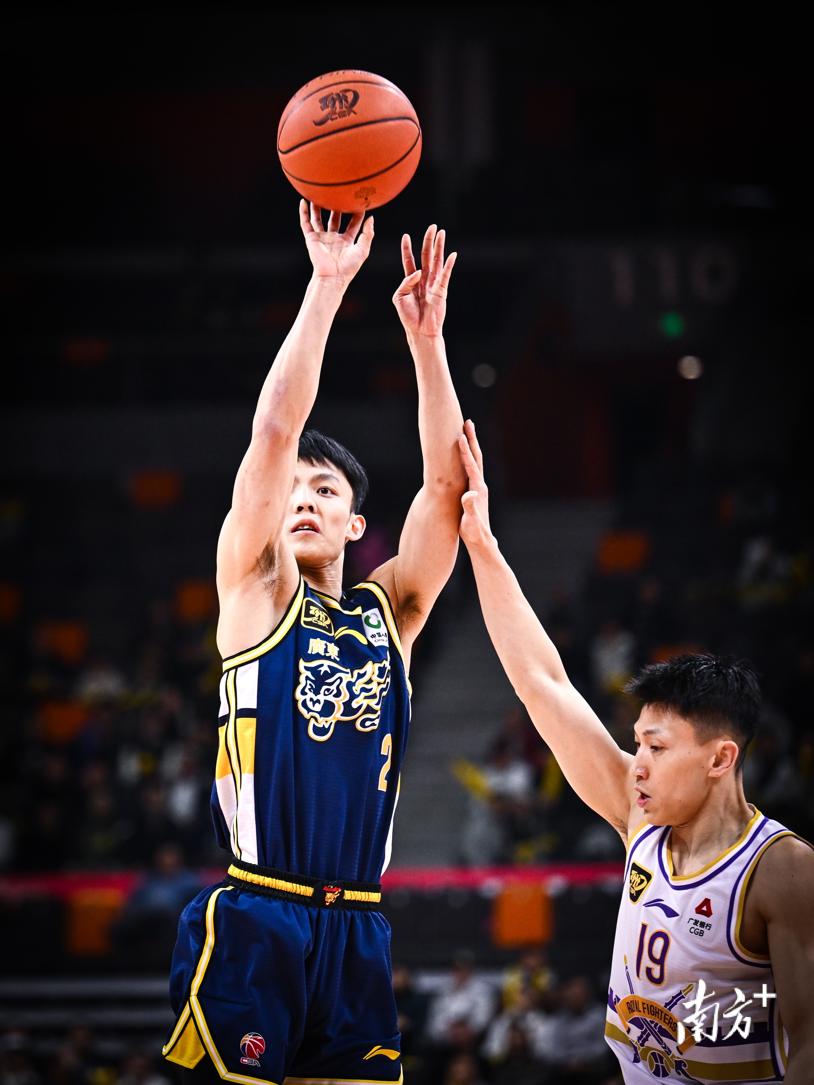 连胜势头难挡!CBA豪取十连胜的简单介绍 连胜势头难挡!CBA豪取十连胜的简单介绍