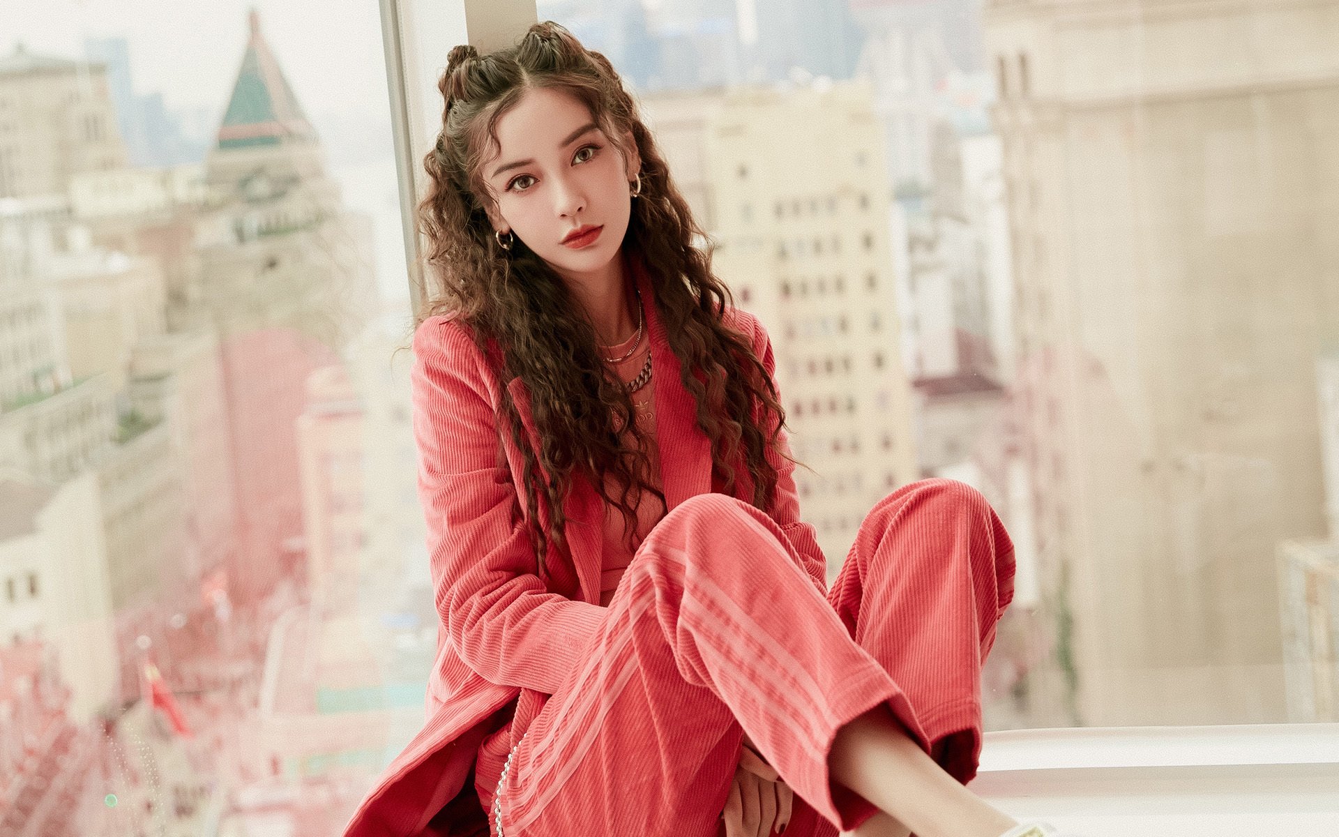 体系失灵处,克莱举枪拯救绿军,一个被遗忘的关键先生如何定义强压美学