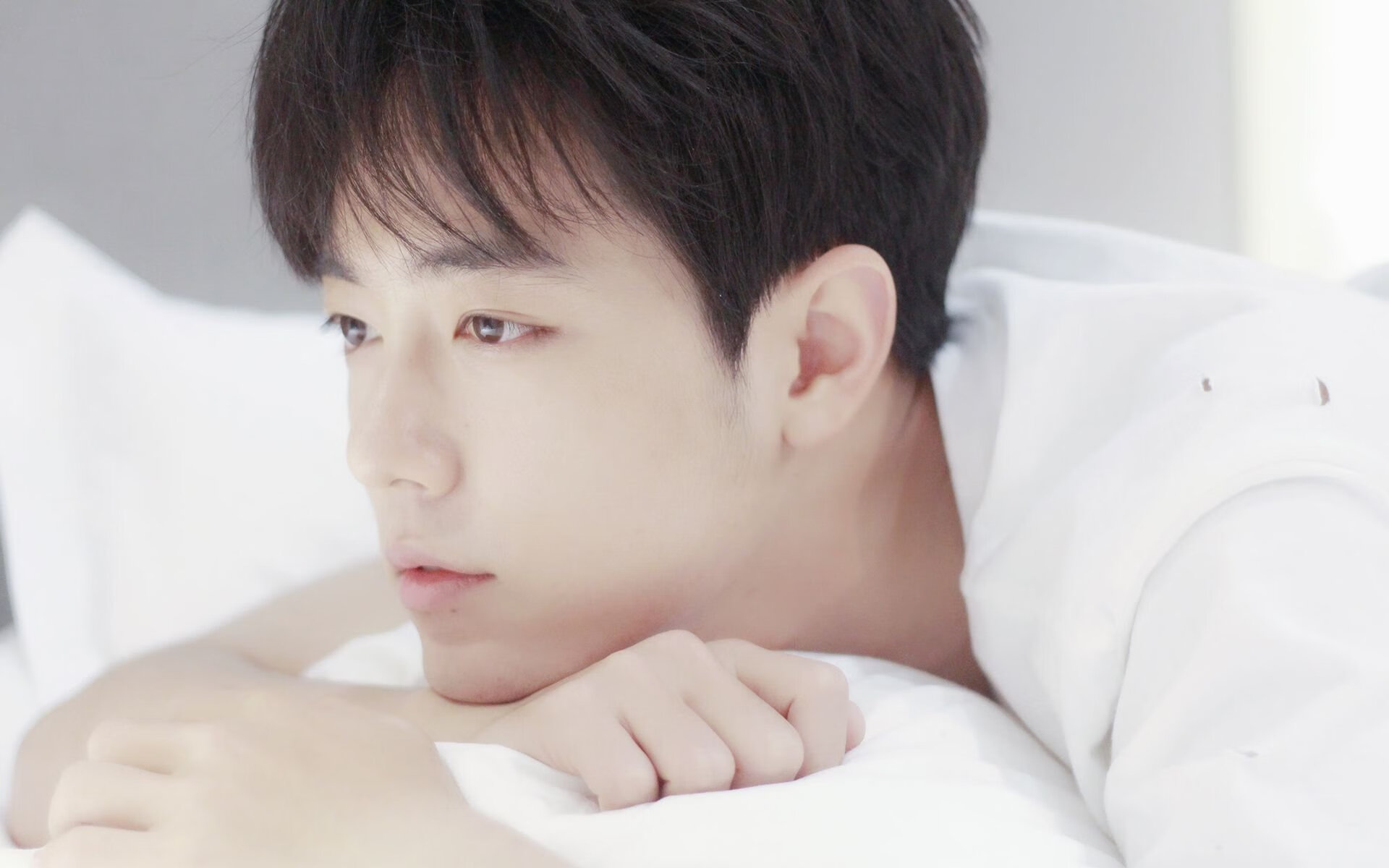 京多安爆发闪耀赛场，里昂战术智慧压制乌拉圭